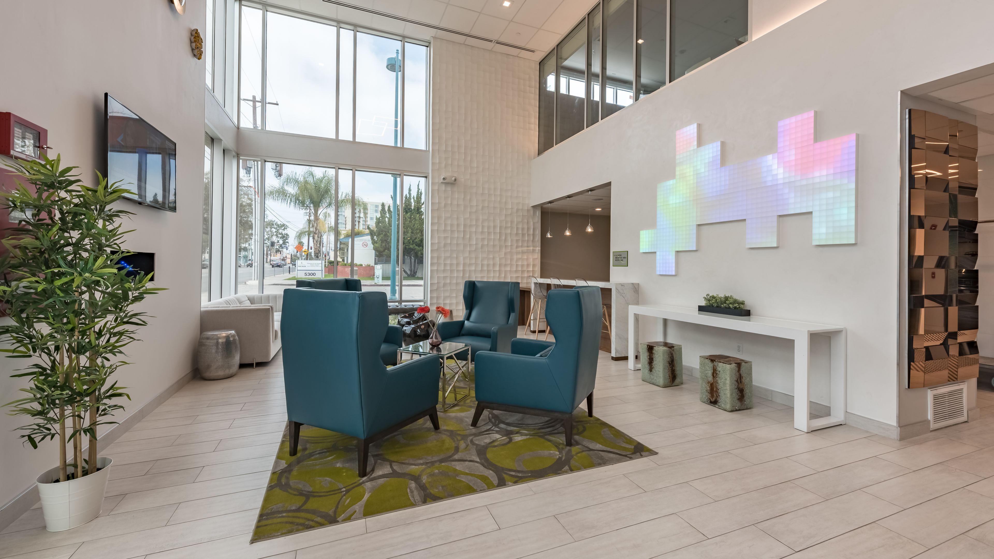 Lexen Hotel - North Hollywood Near Universal Studios — Photos 1